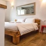 Luxury Cozy By Station - Cafe Milán