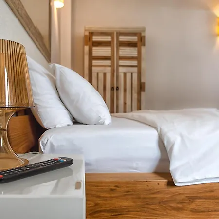 Luxury Cozy By Station - Cafe Appartement *